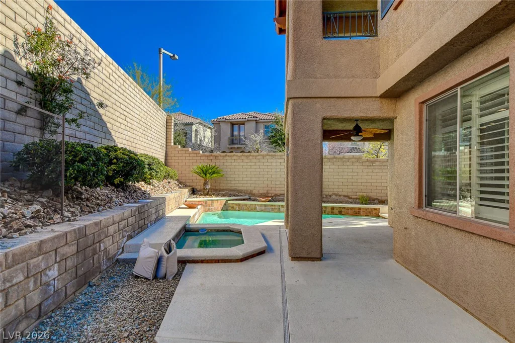 11832 Barcinas, Las Vegas, NV 89138