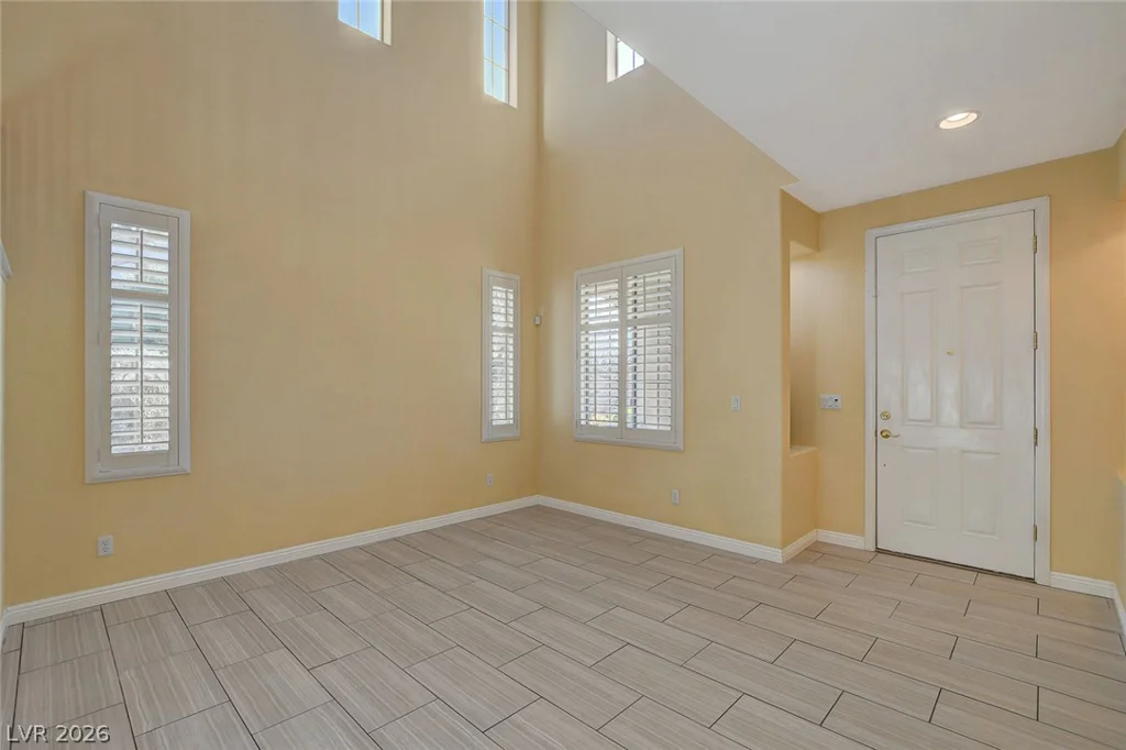 11832 Barcinas, Las Vegas, NV 89138