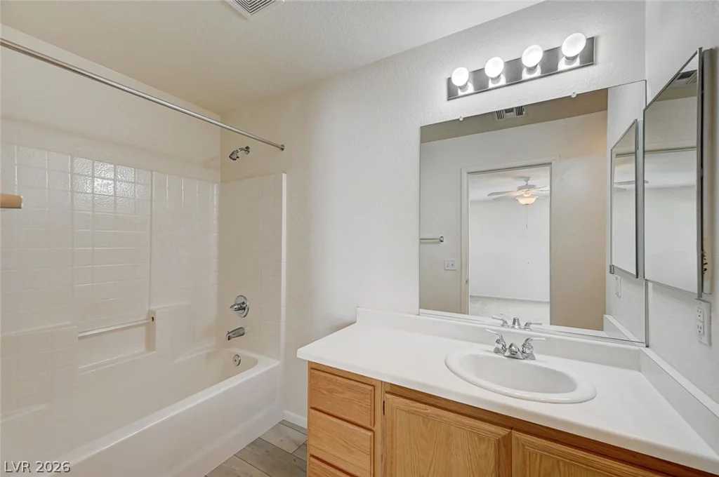 4908 Shady Rim, Las Vegas, NV 89131