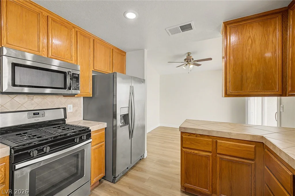 5401 Bugle, Las Vegas, NV 89108