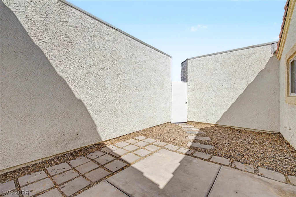 5401 Bugle, Las Vegas, NV 89108