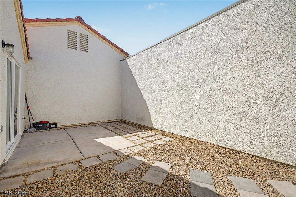 5401 Bugle, Las Vegas, NV 89108