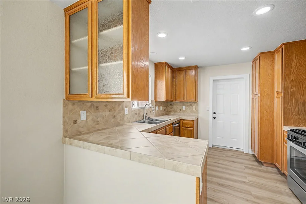 5401 Bugle, Las Vegas, NV 89108
