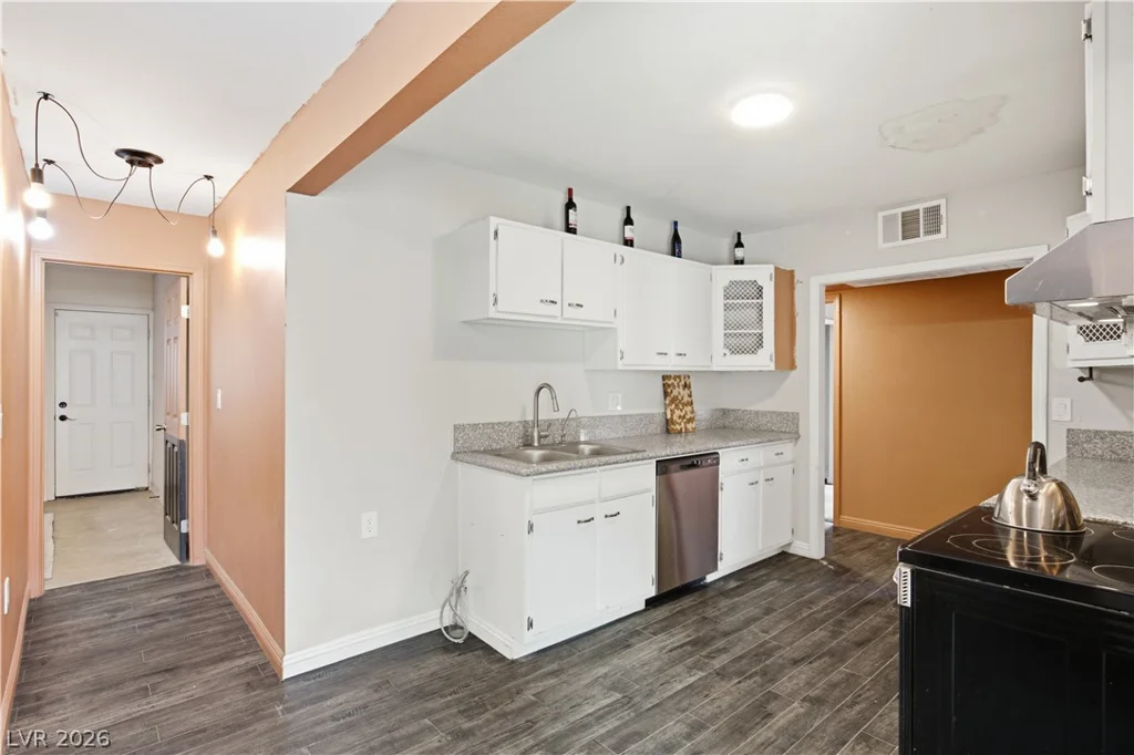 142 Magnesium, Henderson, NV 89015