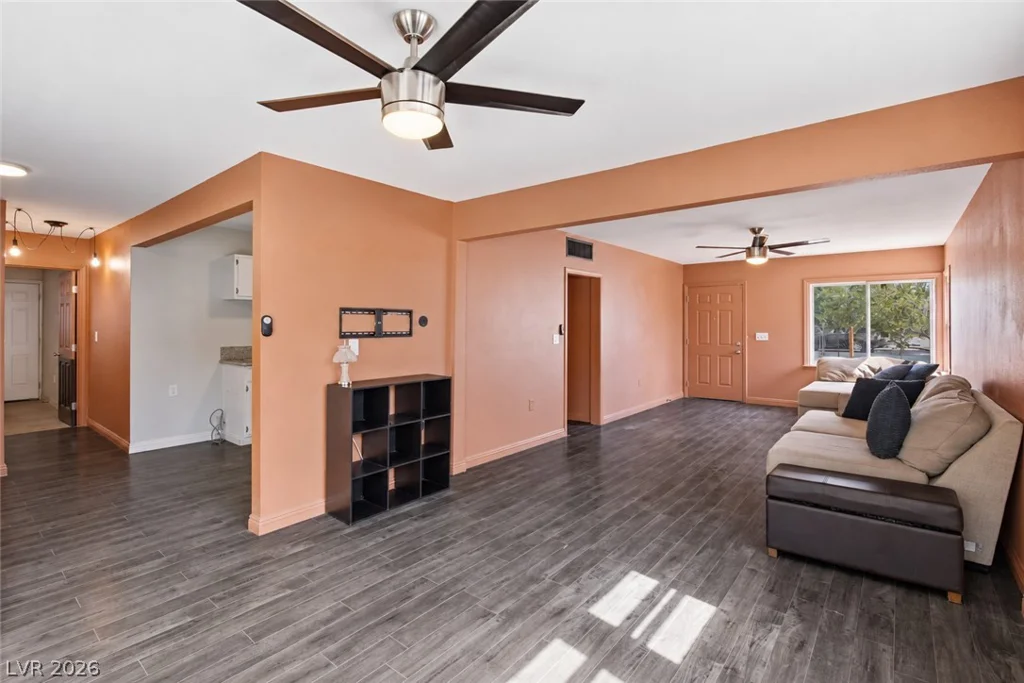 142 Magnesium, Henderson, NV 89015