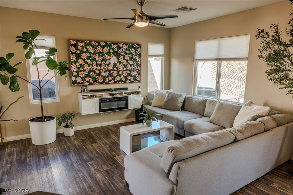 6204 Burrell, Las Vegas, NV 89148