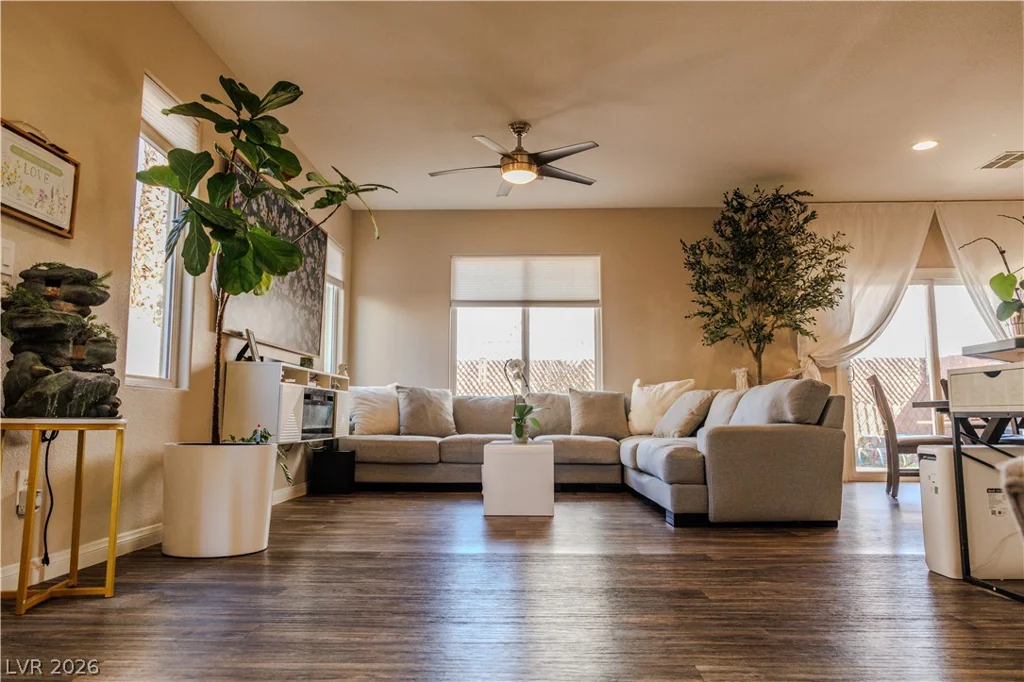 6204 Burrell, Las Vegas, NV 89148