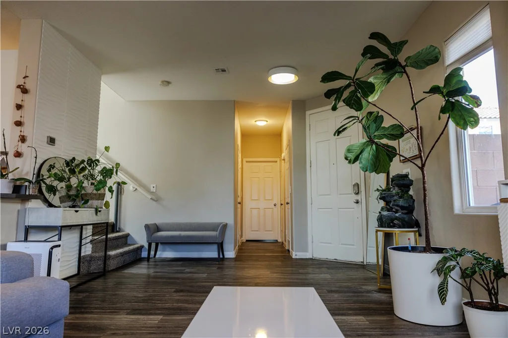 6204 Burrell, Las Vegas, NV 89148