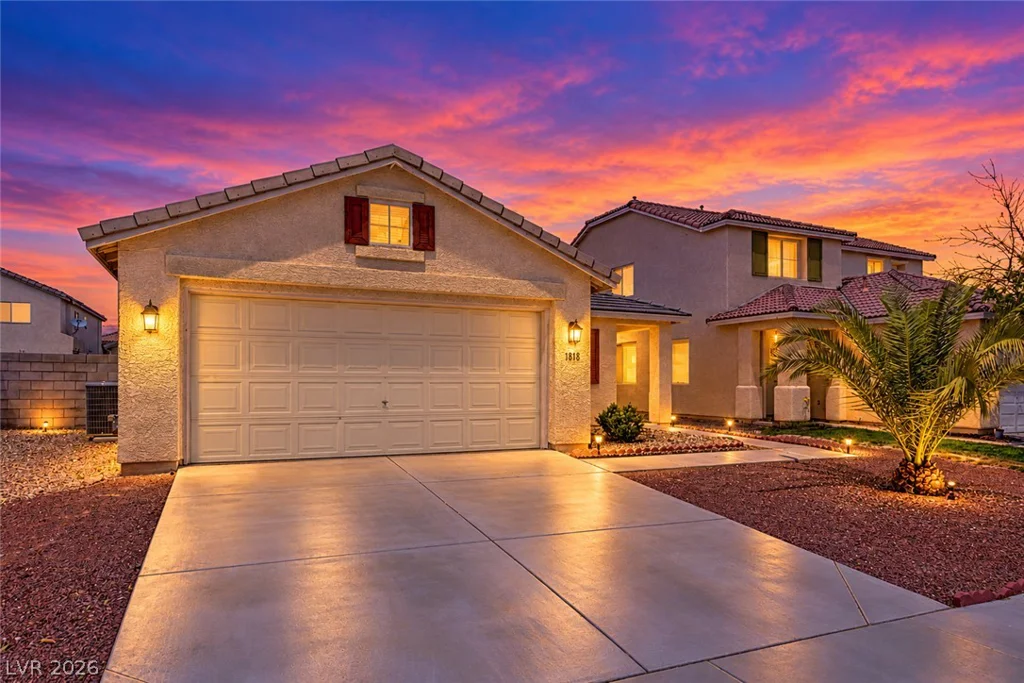 1818 Running Fawn, North Las Vegas, NV 89031