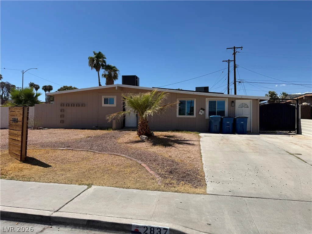 2837 La Canada, Las Vegas, NV 89169