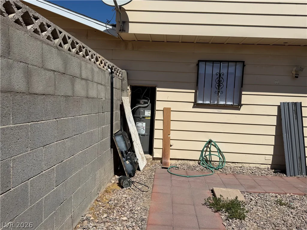 5052 Mountain Vista, Las Vegas, NV 89120