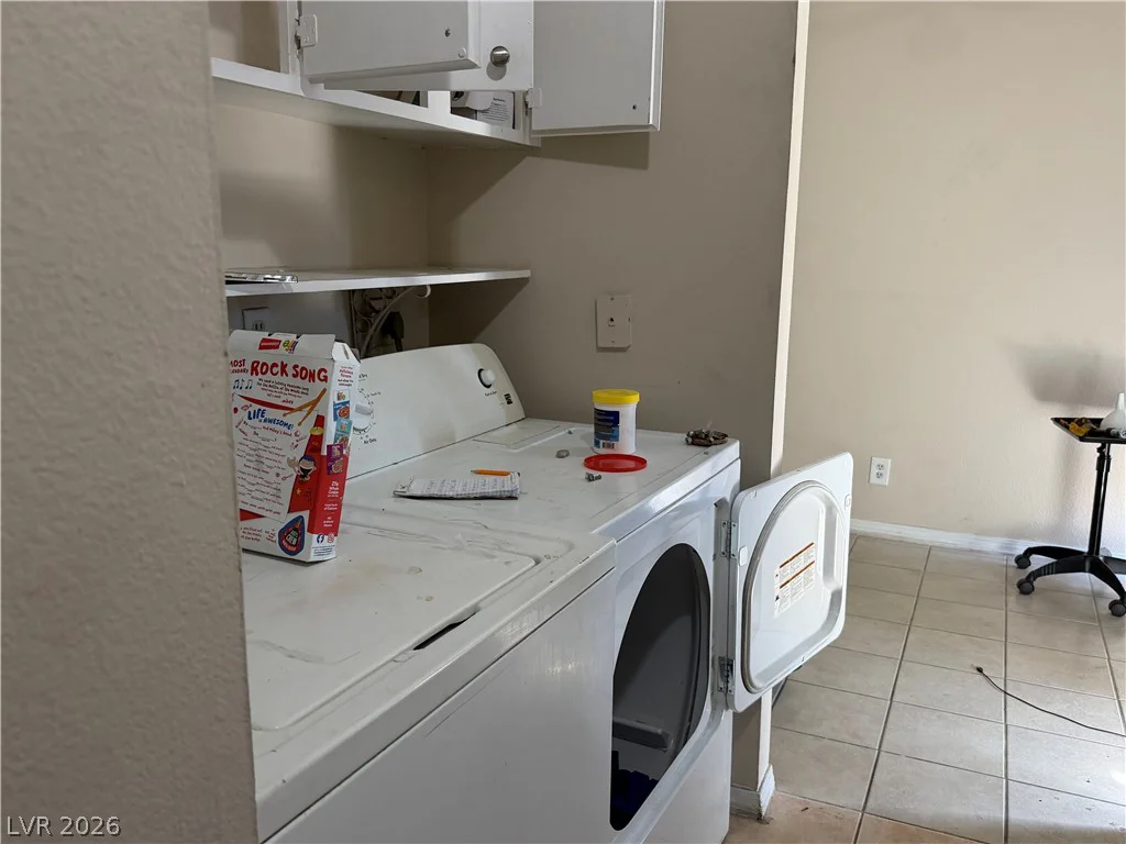 5052 Mountain Vista, Las Vegas, NV 89120
