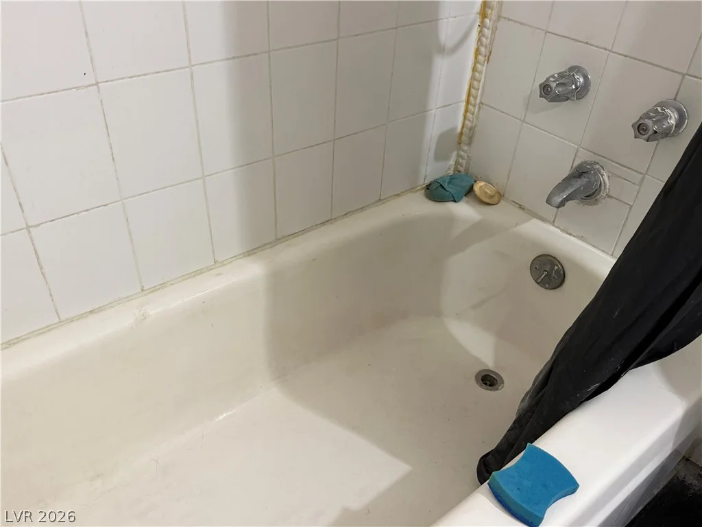 5052 Mountain Vista, Las Vegas, NV 89120