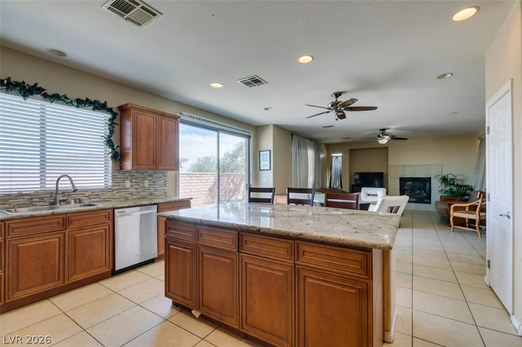 10078 Keifer Valley, Las Vegas, NV 89178