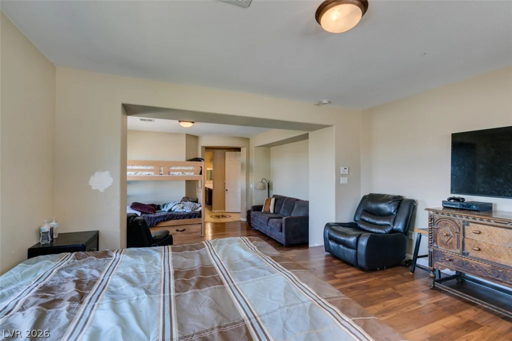 10078 Keifer Valley, Las Vegas, NV 89178