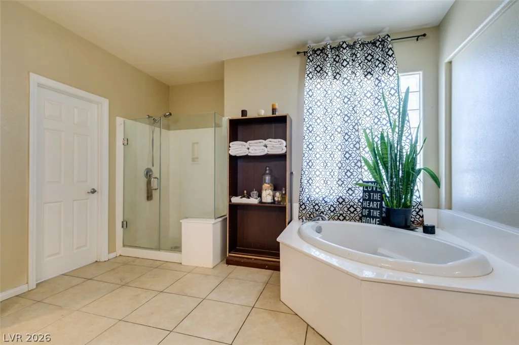 10078 Keifer Valley, Las Vegas, NV 89178