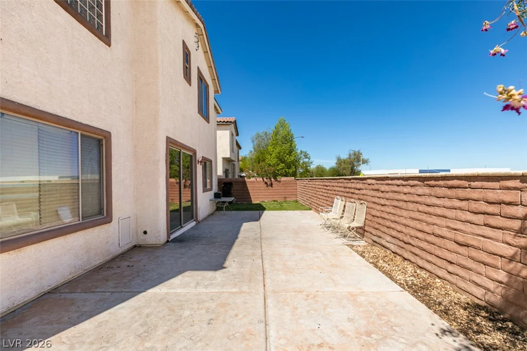 10078 Keifer Valley, Las Vegas, NV 89178