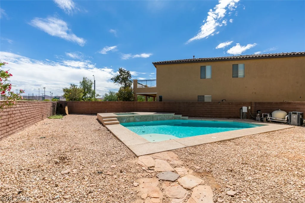 10078 Keifer Valley, Las Vegas, NV 89178