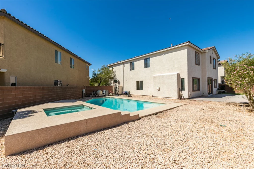 10078 Keifer Valley, Las Vegas, NV 89178