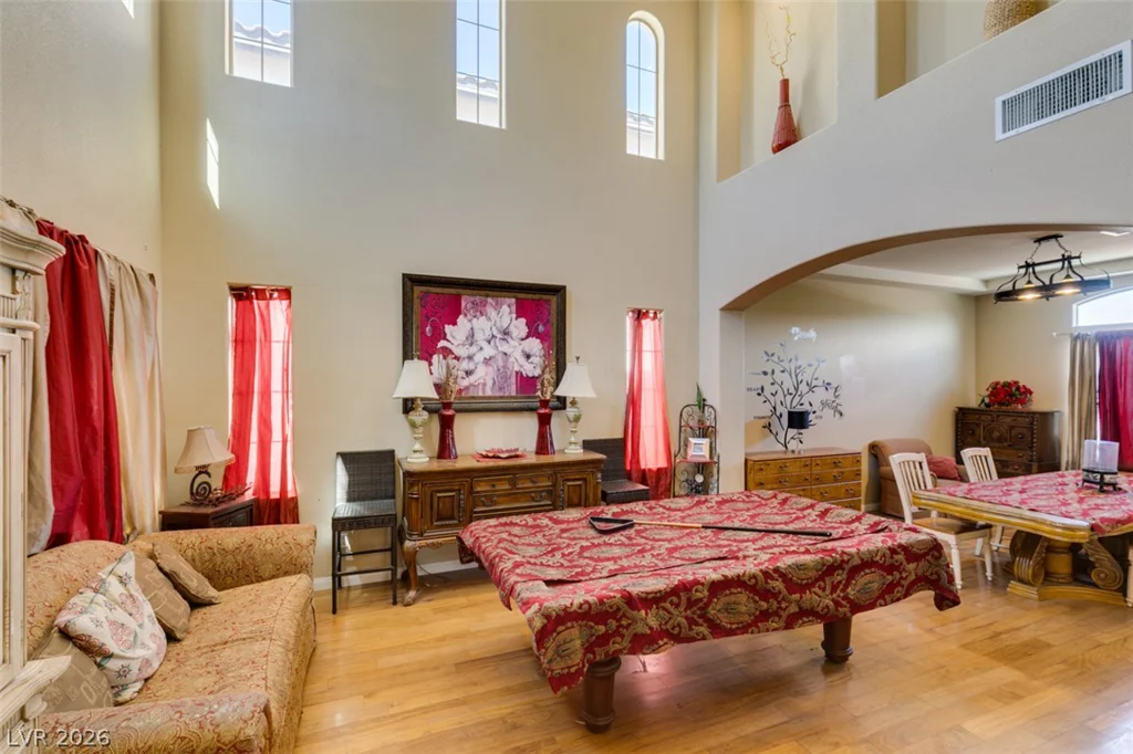 10078 Keifer Valley, Las Vegas, NV 89178
