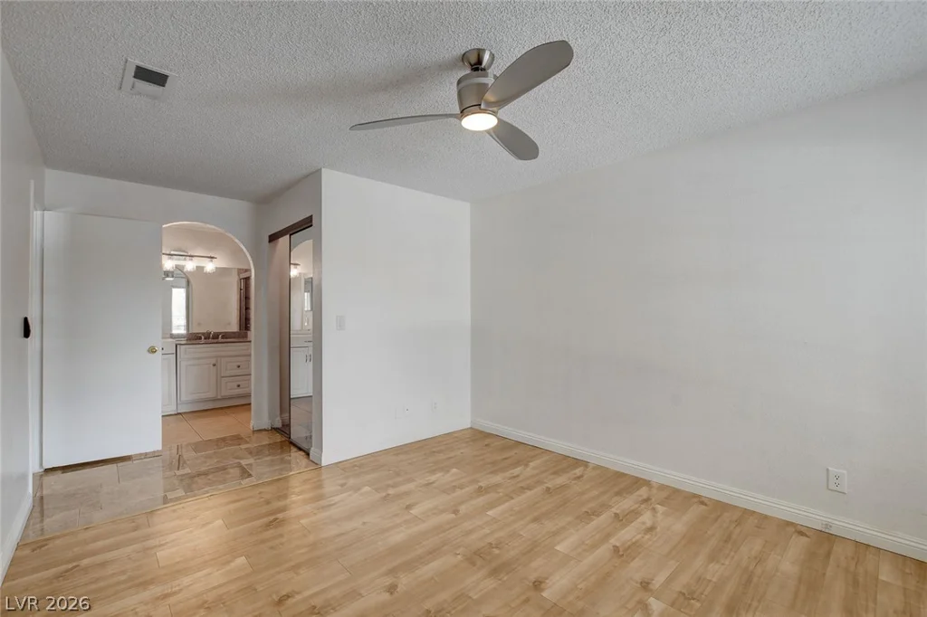 2200 Fort Apache, Las Vegas, NV 89117