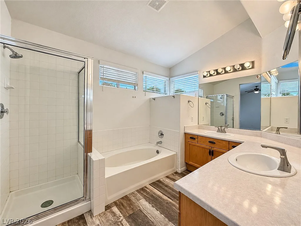 978 Hunters Run, Henderson, NV 89002
