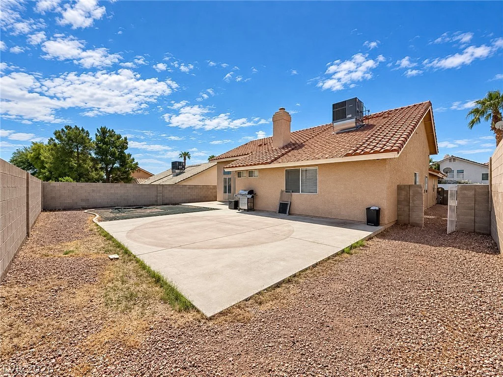 978 Hunters Run, Henderson, NV 89002