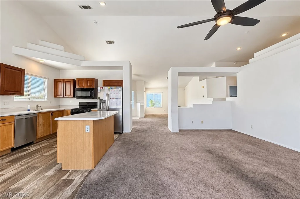 978 Hunters Run, Henderson, NV 89002