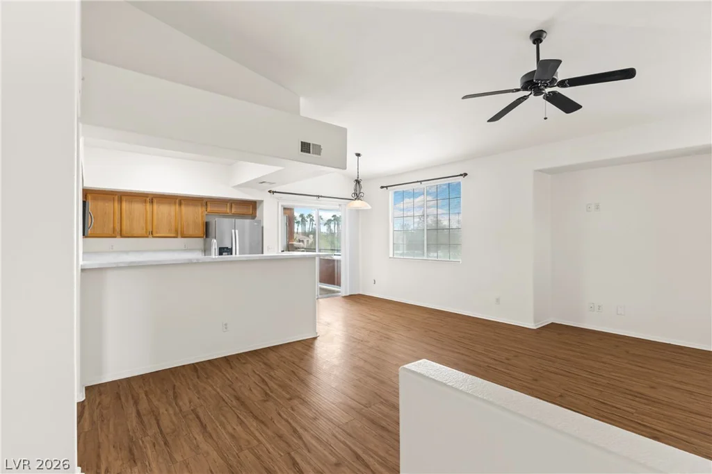 1501 Truett, Las Vegas, NV 89128
