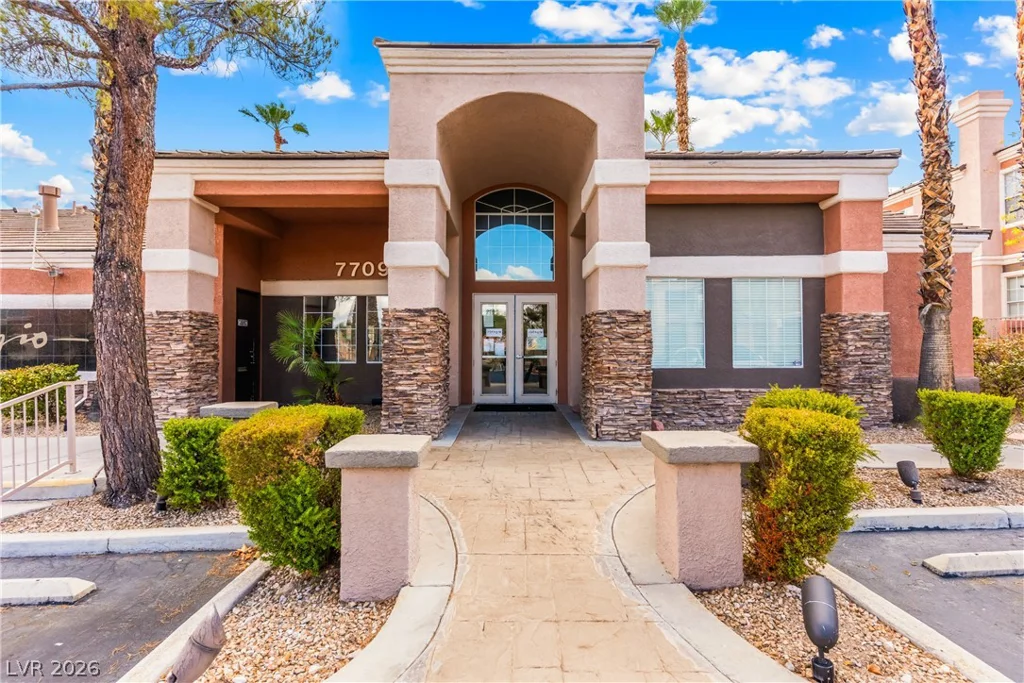 1501 Truett, Las Vegas, NV 89128