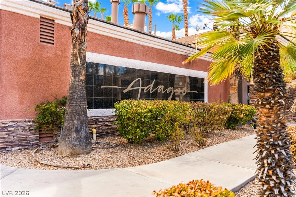 1501 Truett, Las Vegas, NV 89128