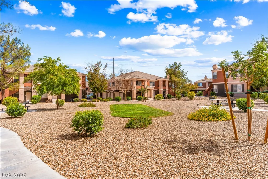 1501 Truett, Las Vegas, NV 89128