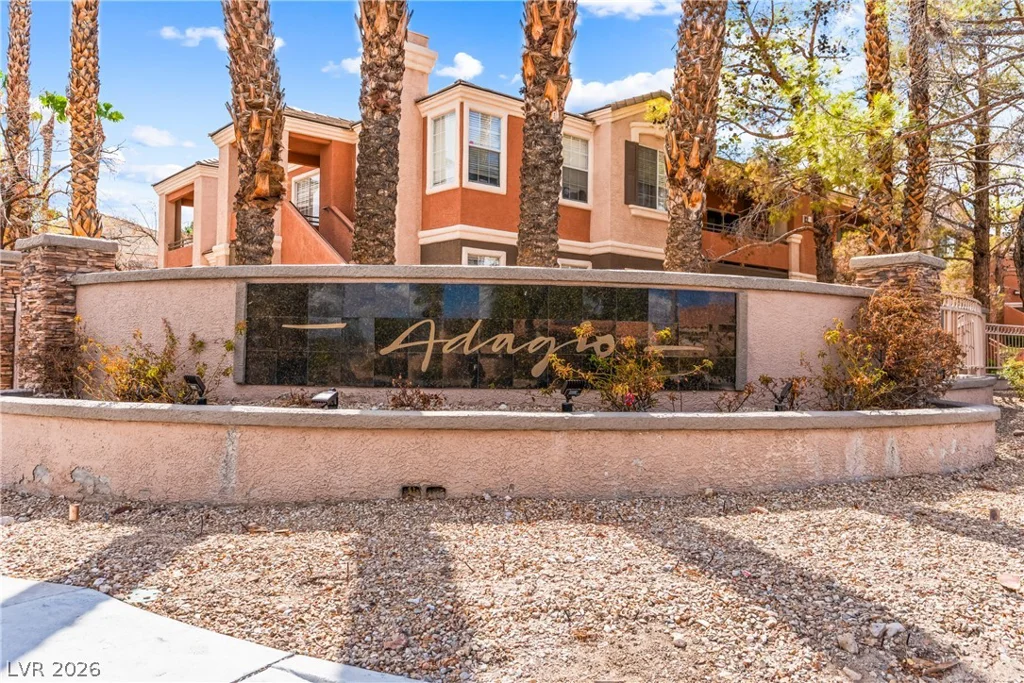 1501 Truett, Las Vegas, NV 89128