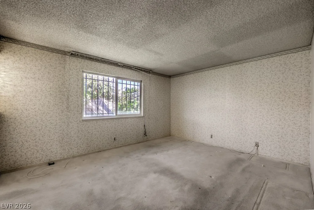 4943 Monterrey, Las Vegas, NV 89121