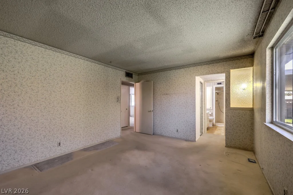 4943 Monterrey, Las Vegas, NV 89121