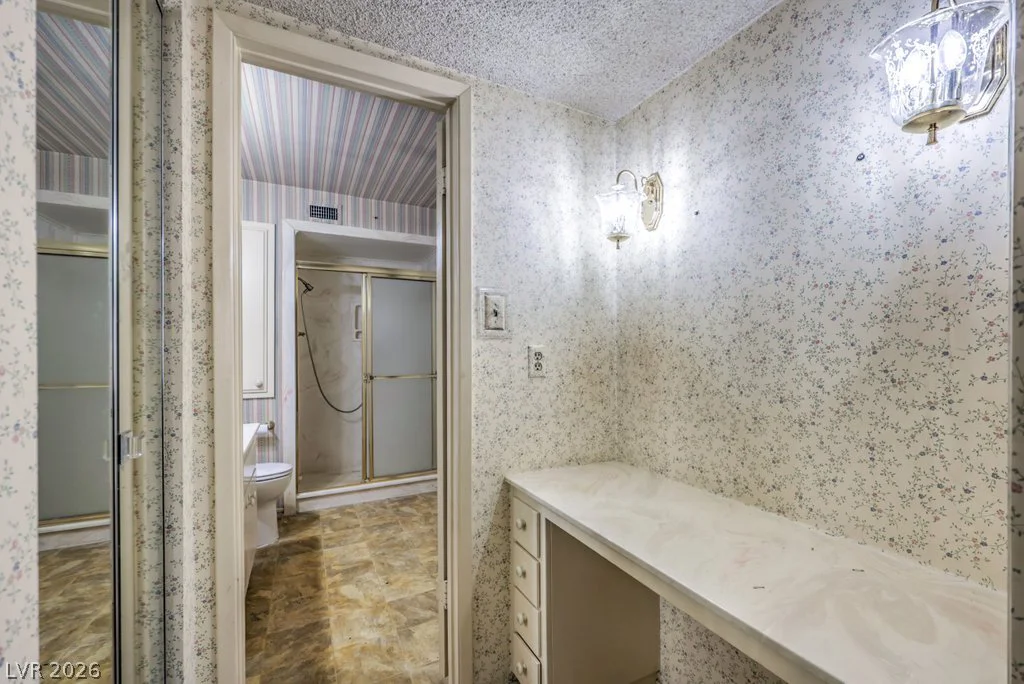 4943 Monterrey, Las Vegas, NV 89121