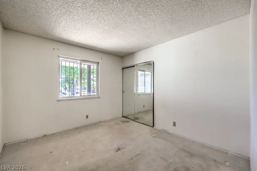 4943 Monterrey, Las Vegas, NV 89121