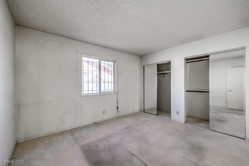 4943 Monterrey, Las Vegas, NV 89121
