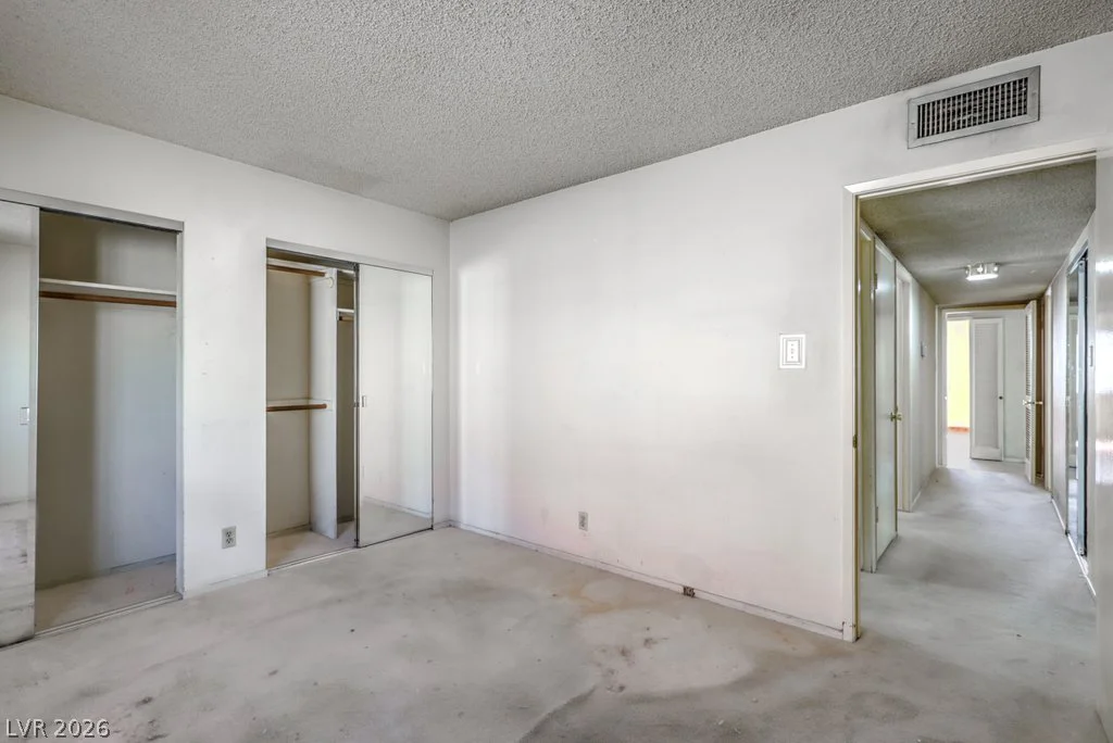 4943 Monterrey, Las Vegas, NV 89121