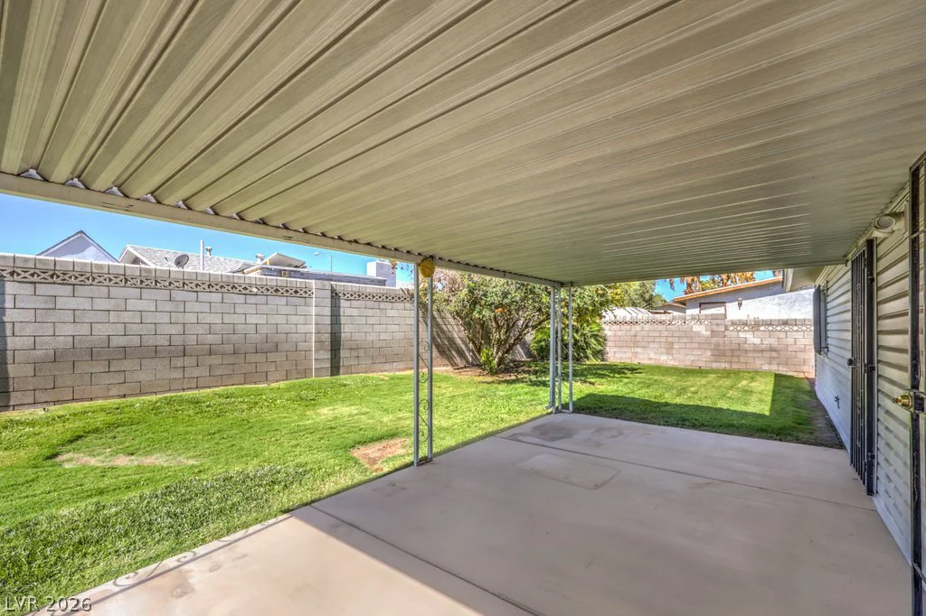 4943 Monterrey, Las Vegas, NV 89121