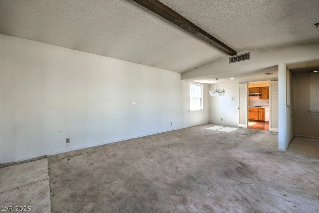 4943 Monterrey, Las Vegas, NV 89121