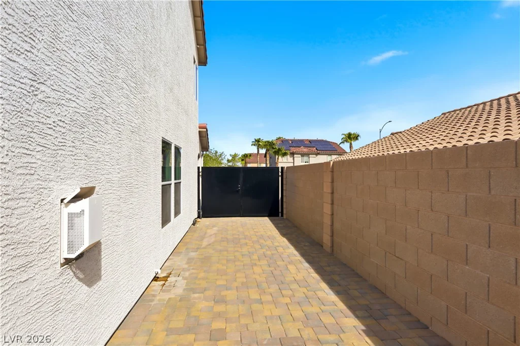 609 Backbone Mountain, Henderson, NV 89012