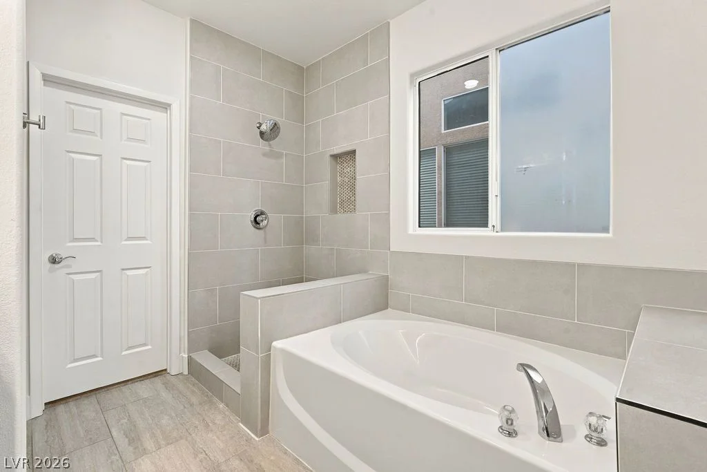 9174 Weeping Hollow, Las Vegas, NV 89178