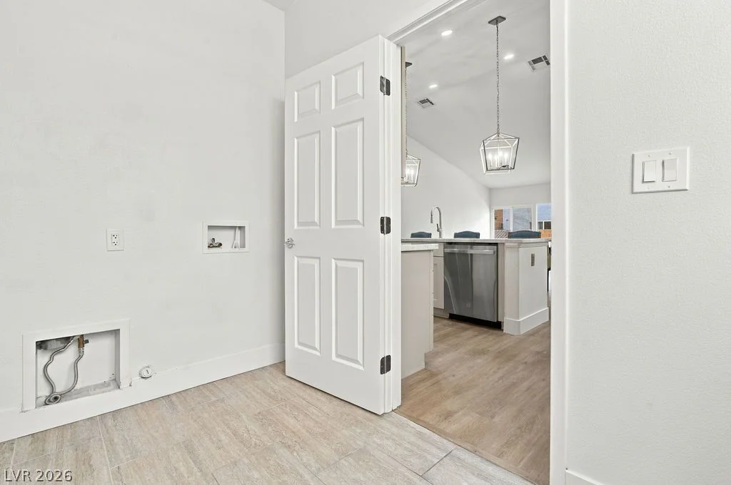 9174 Weeping Hollow, Las Vegas, NV 89178