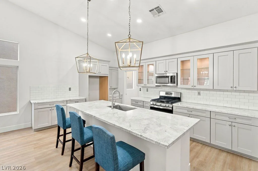 9174 Weeping Hollow, Las Vegas, NV 89178