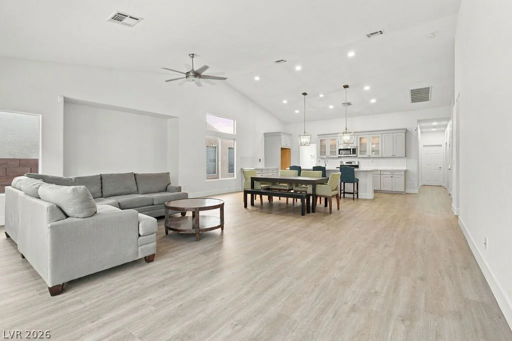 9174 Weeping Hollow, Las Vegas, NV 89178