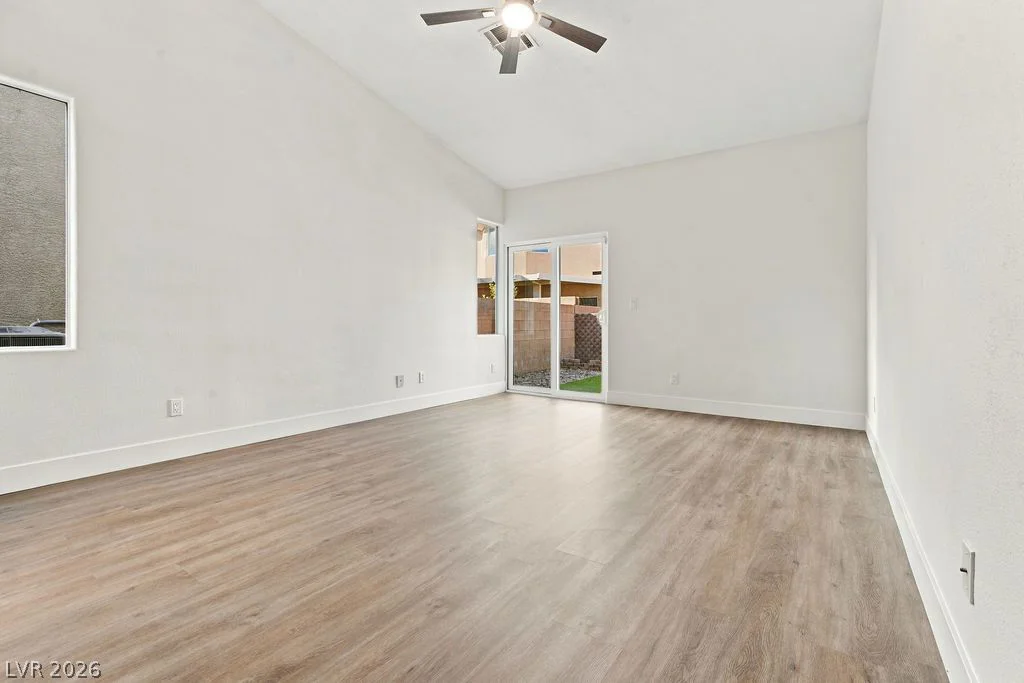 9174 Weeping Hollow, Las Vegas, NV 89178