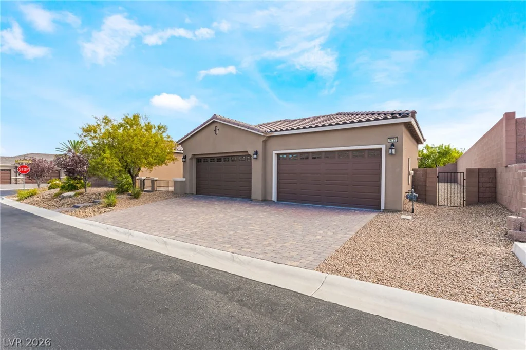 9729 Rock Partridge, Las Vegas, NV 89149
