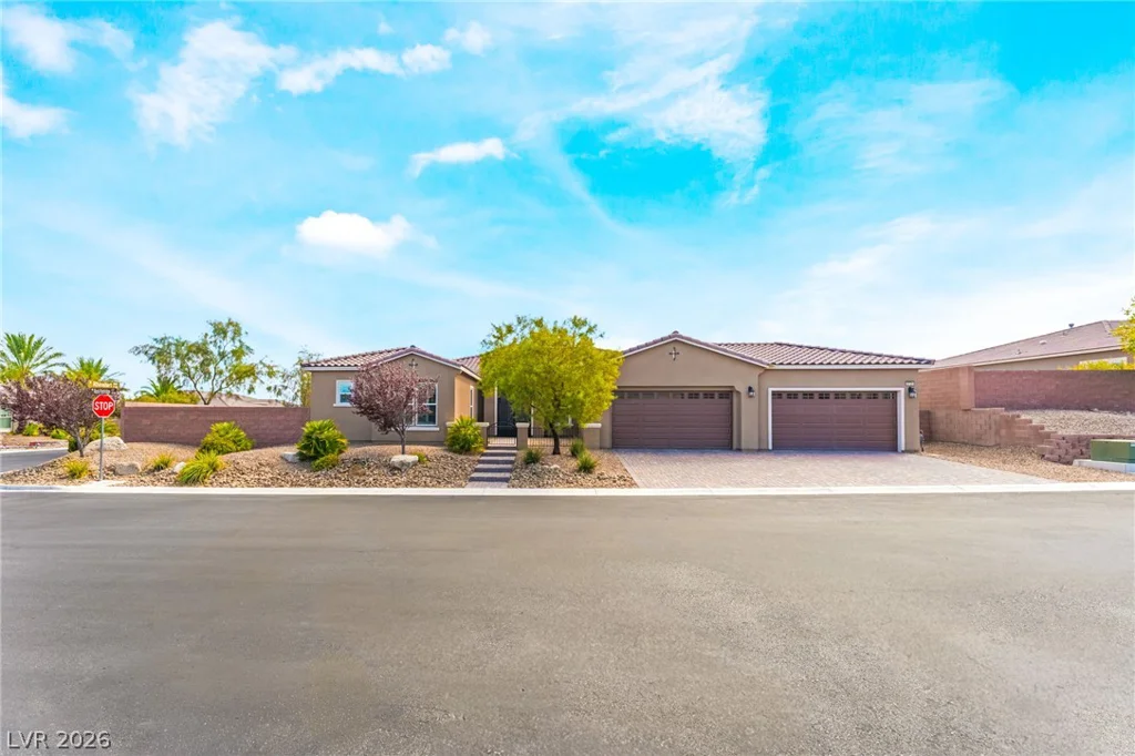 9729 Rock Partridge, Las Vegas, NV 89149