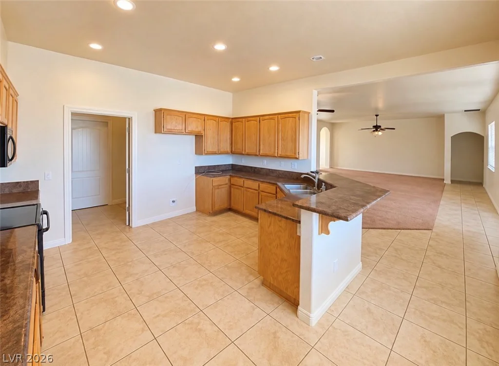 381 Arapahoe, Pahrump, NV 89048